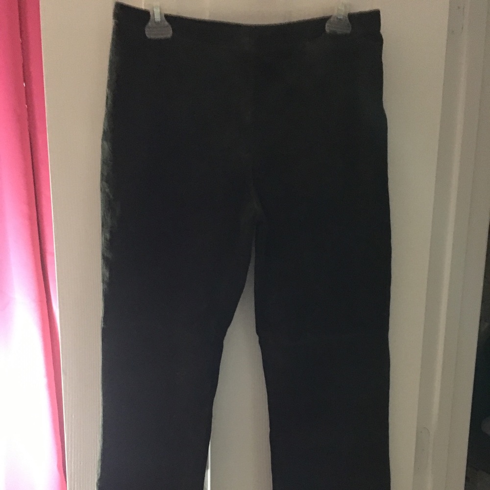 dark green pants